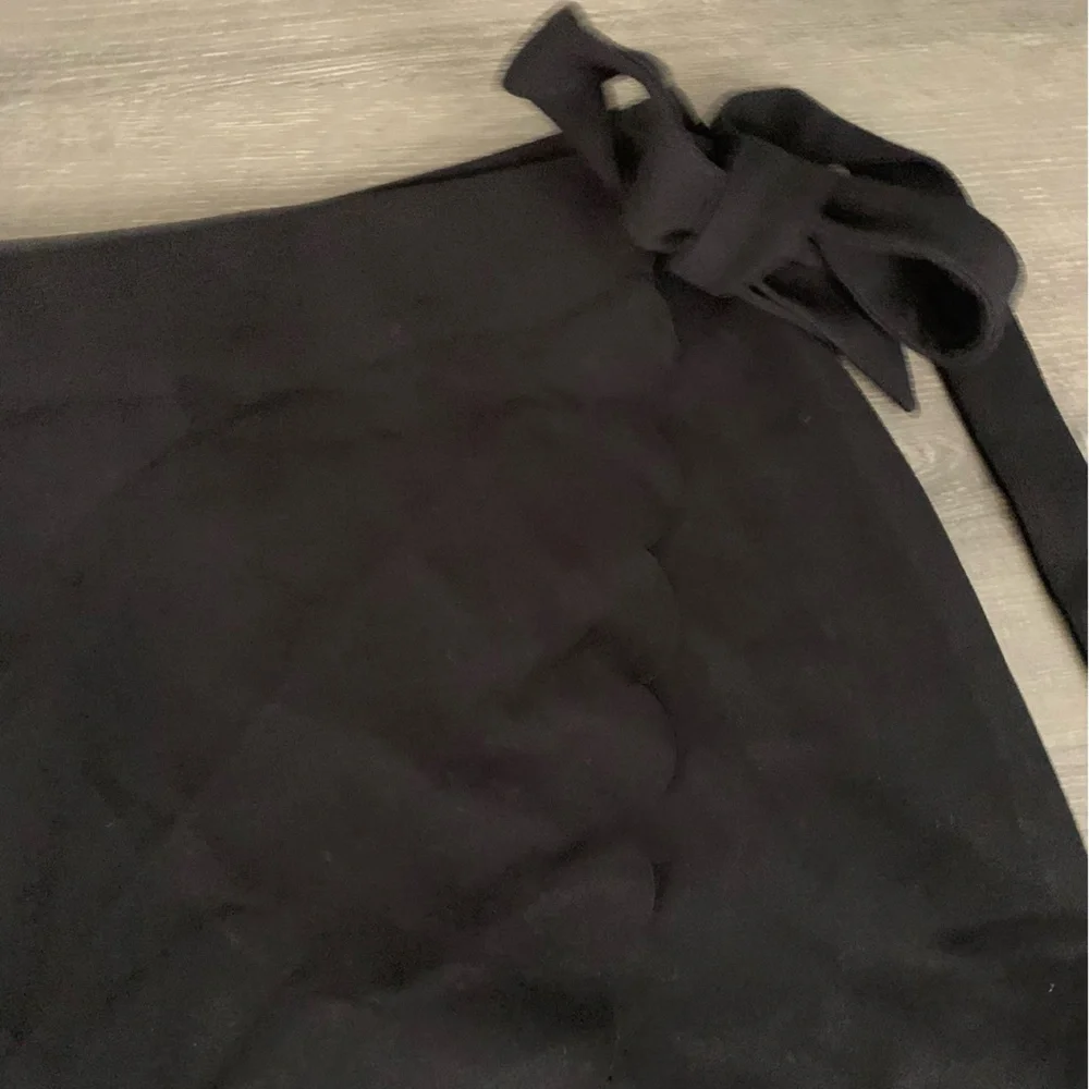 LIKELY Mila Scallop Hem Wrap Skirt Mini Black 2